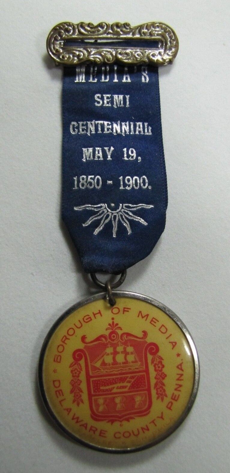 1900 MEDIA PENNSYLVANIA Souvenir Semi CENTENNIAL Antique Ribbon Medallion