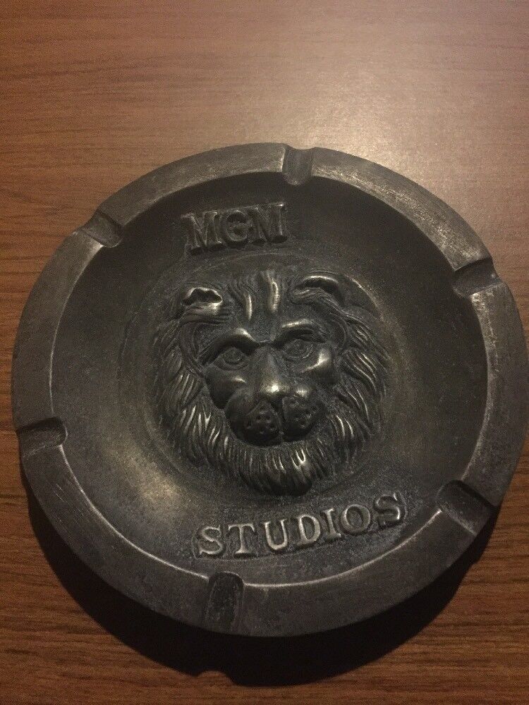Ash Tray Cigar Metro Goldwyn Meyer MGM Studios Solid Metal Collector Lion Cig