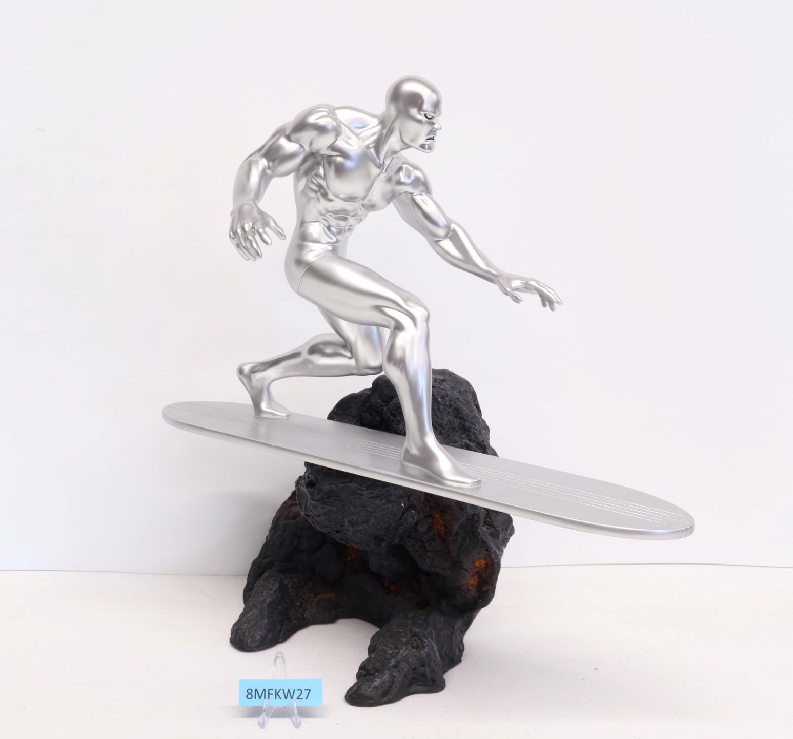 The Silver Surfer Marvel Comics Hard Hero Porcelain Statue 461/500