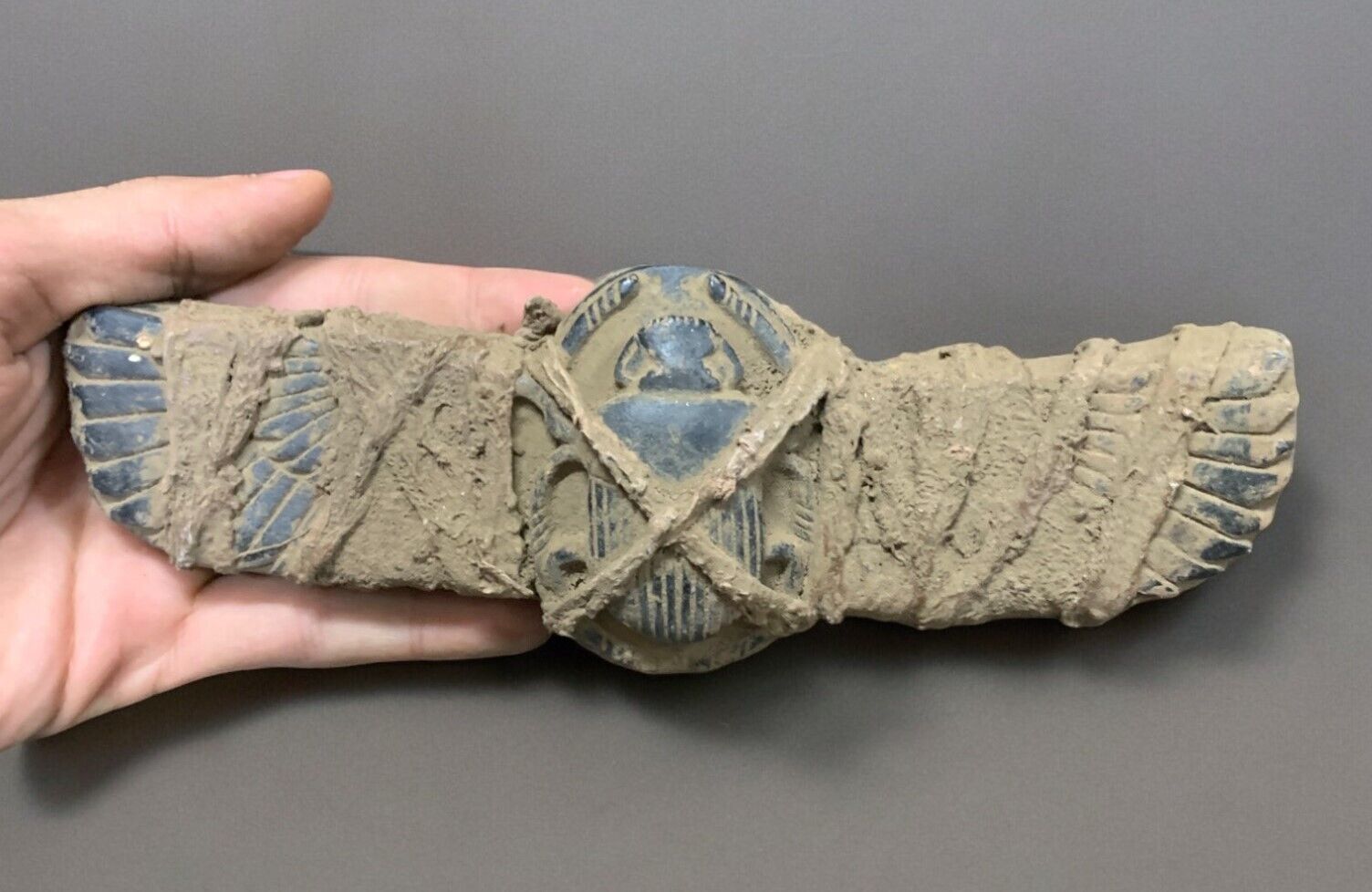 Ancient Antiquities Pharaonic Egyptian Winged Scarab Wrapped in Linen Rare BC