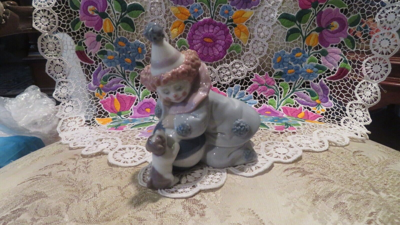 CUTE Lladro Figurine #5278 Pierrot/Clown With Puppy/Dog & Ball