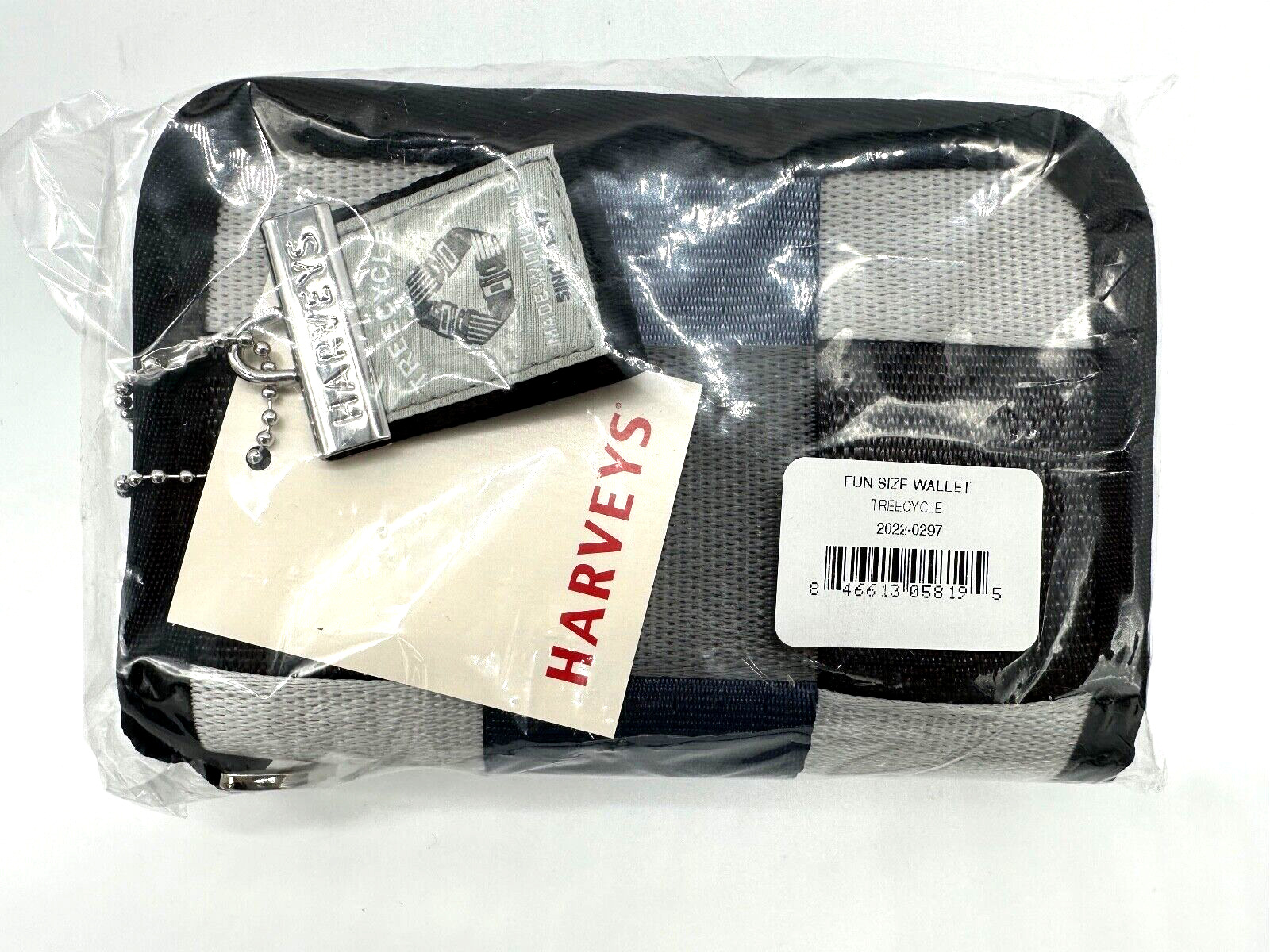 Harveys Seatbelt Treecycle Fun Size Wallet Woven Bag 2024 NIP