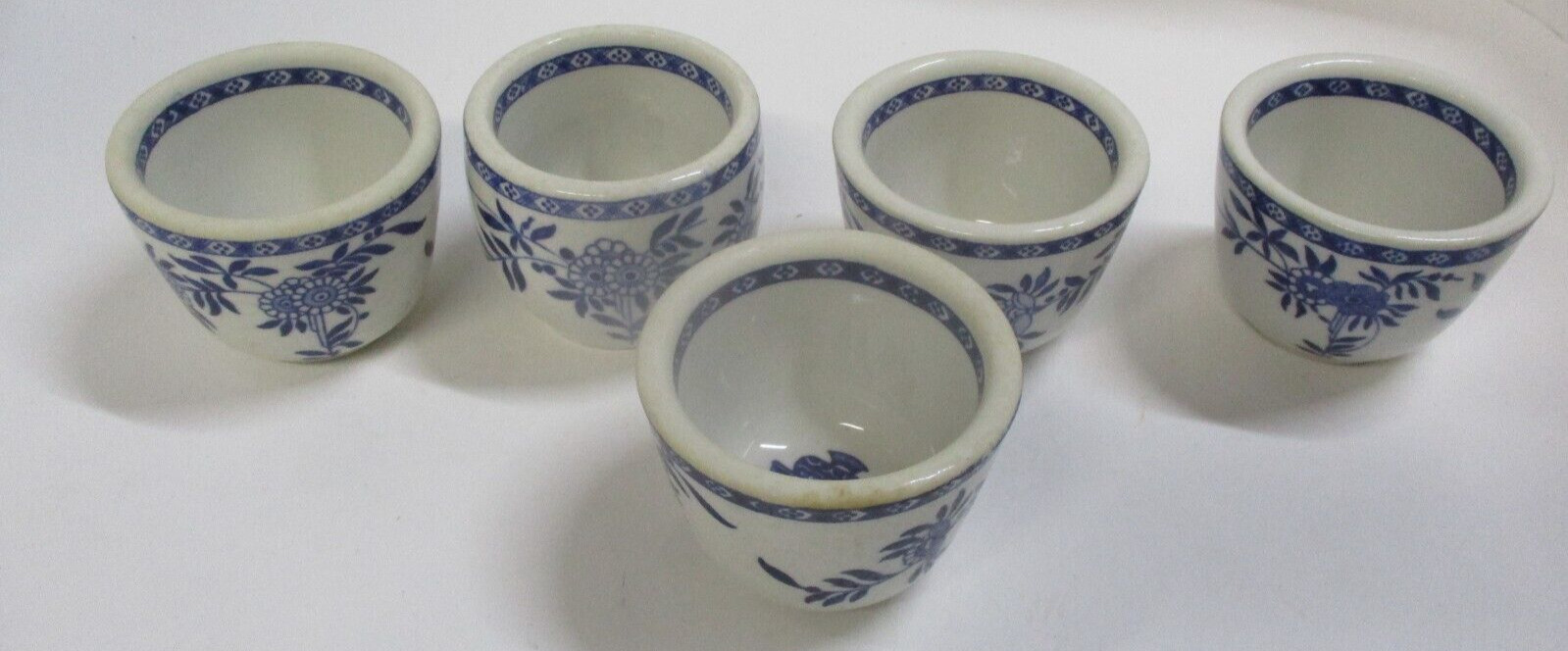 5 Vintage Small Bowls York By Sterling China U.S.A. White & Blue - Tea Cups