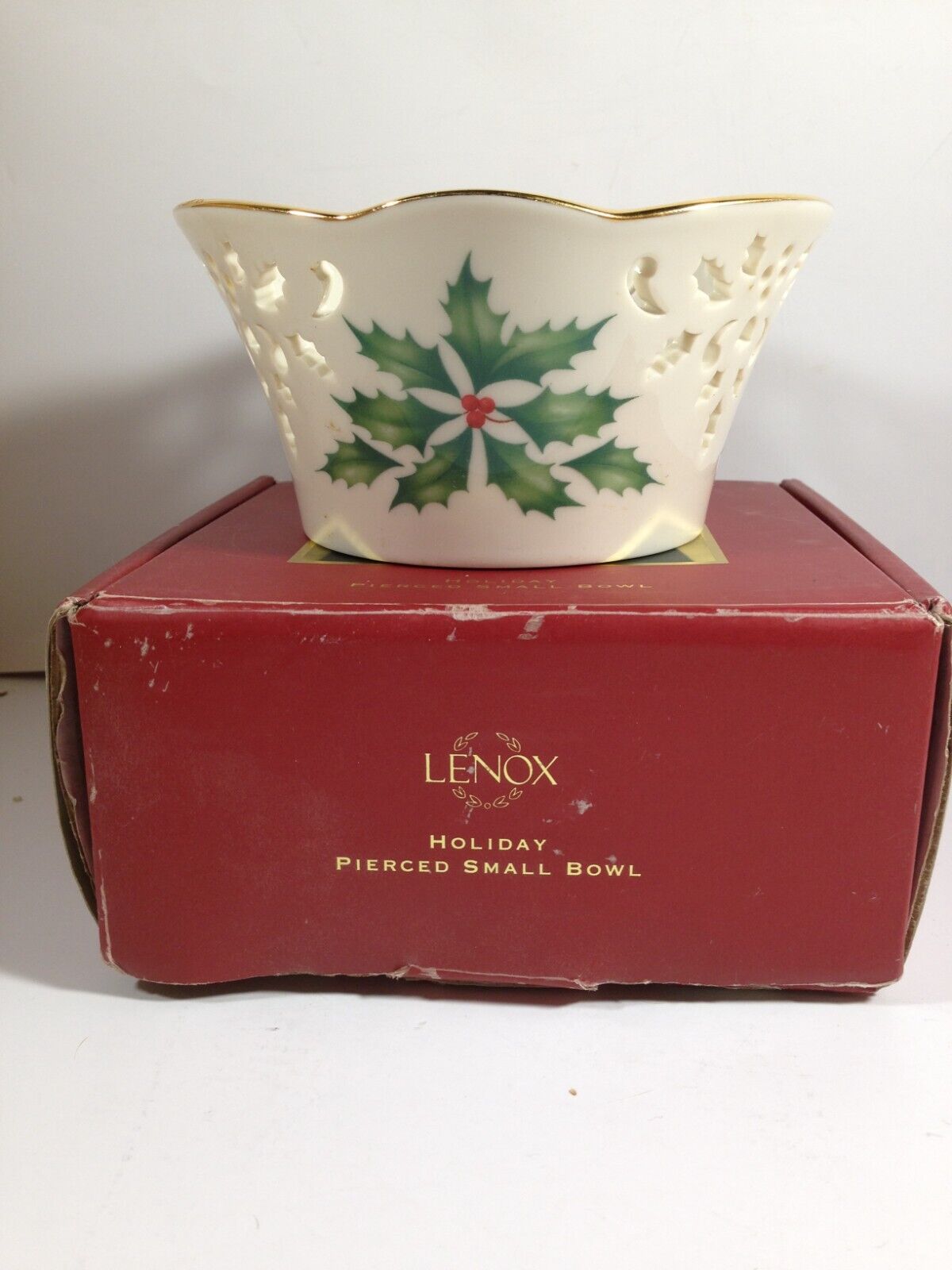 Lenox Holiday Pierced Small Bowl Christmas Porcelain