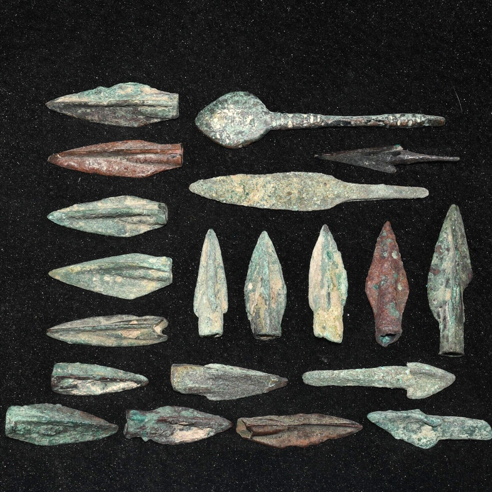 Genuine 20 Ancient Near Eastern Luristan Bronze Arrowheads Circa 1200 - 800 BC