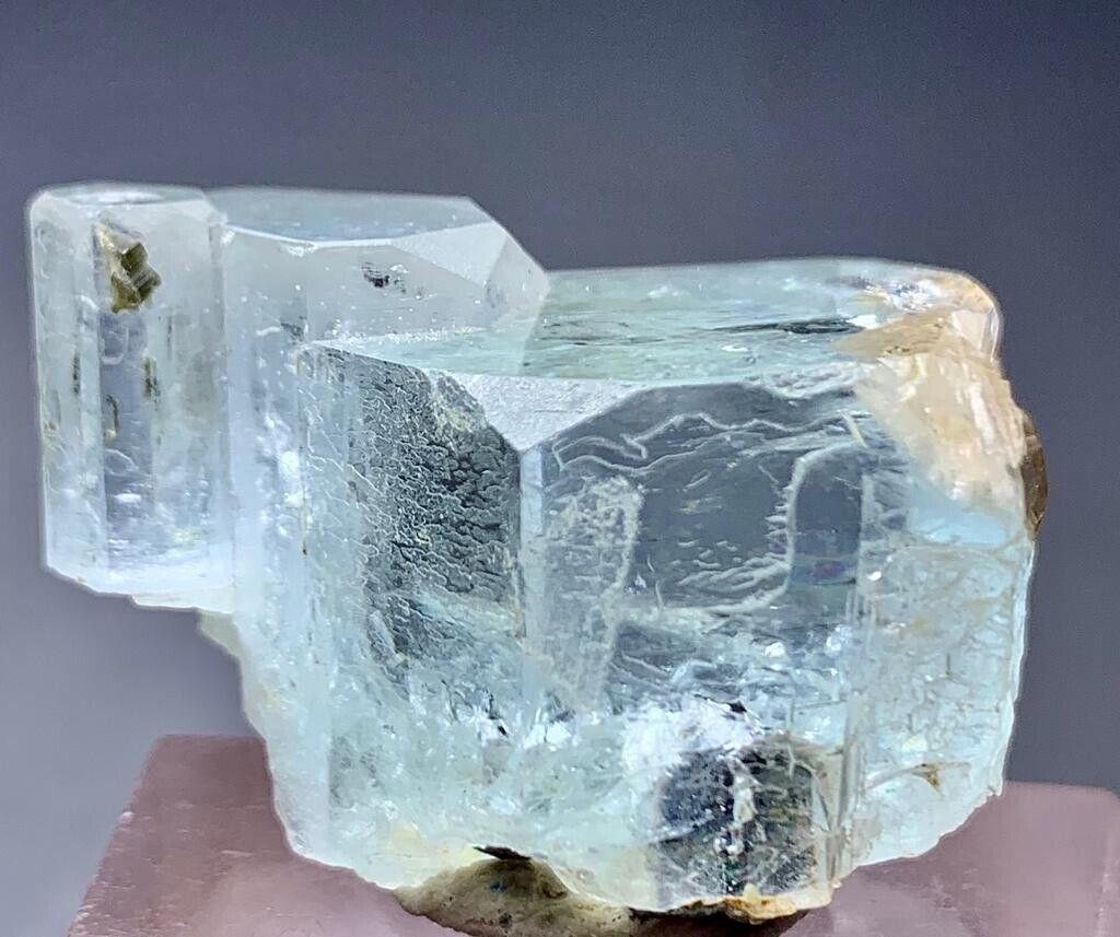 142 carat Natural Terminated Aquamarine Crystals from Skardu Pakistan