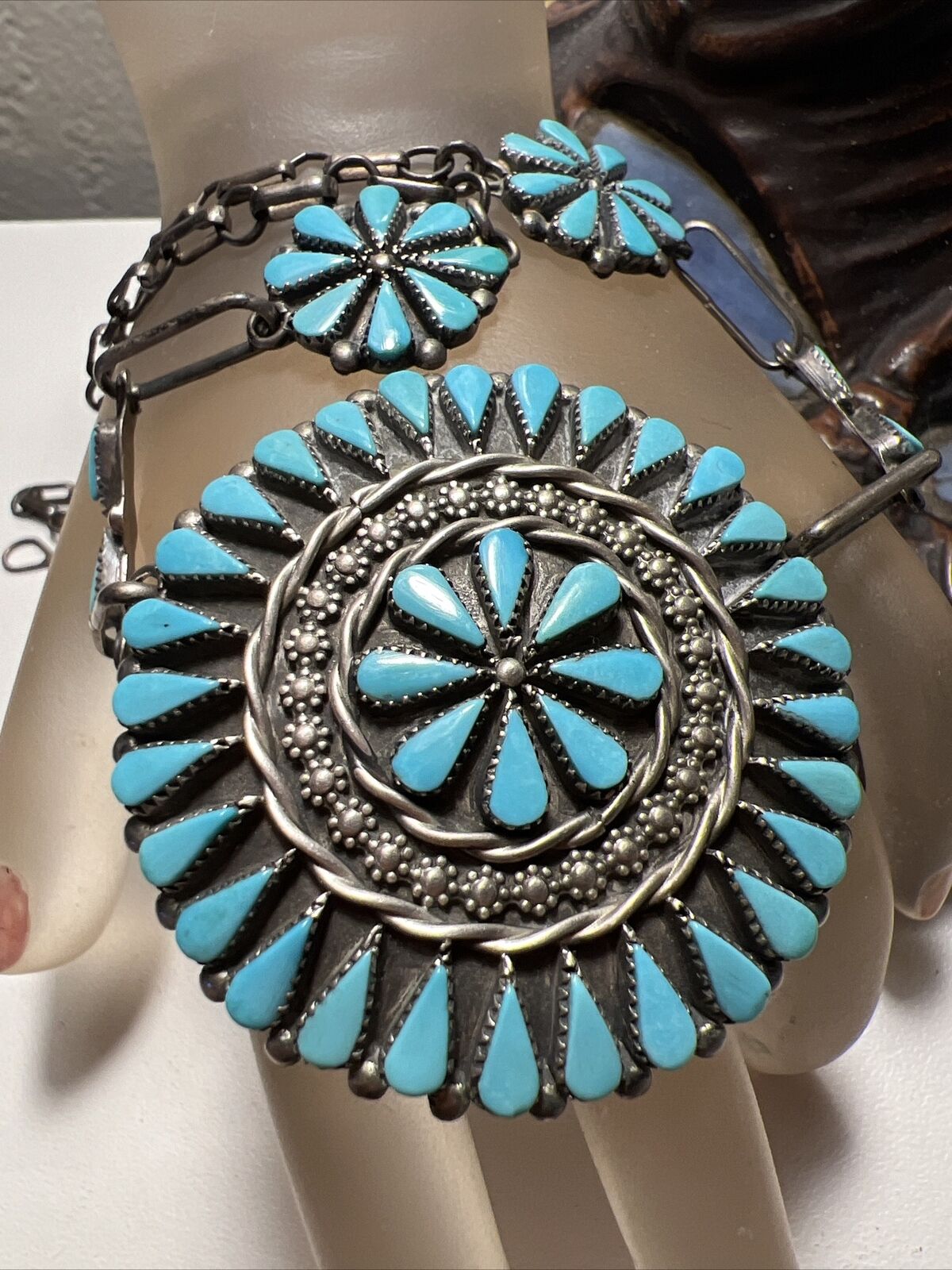 Amazing Quality Zuni Sterling Silver PETIT POINT Turquoise Necklace Signed