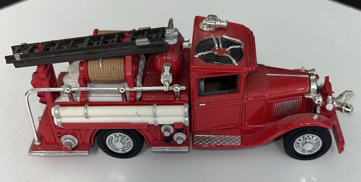 Matchbox Models of Yesteryear fire trucks 1932 Ford AA Fire Engine.
