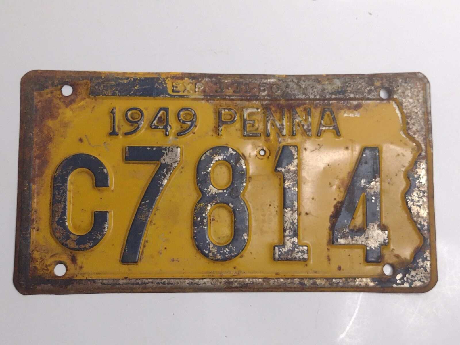 Vintage 1949 Pennsylvania License Plate C7814 PENNA