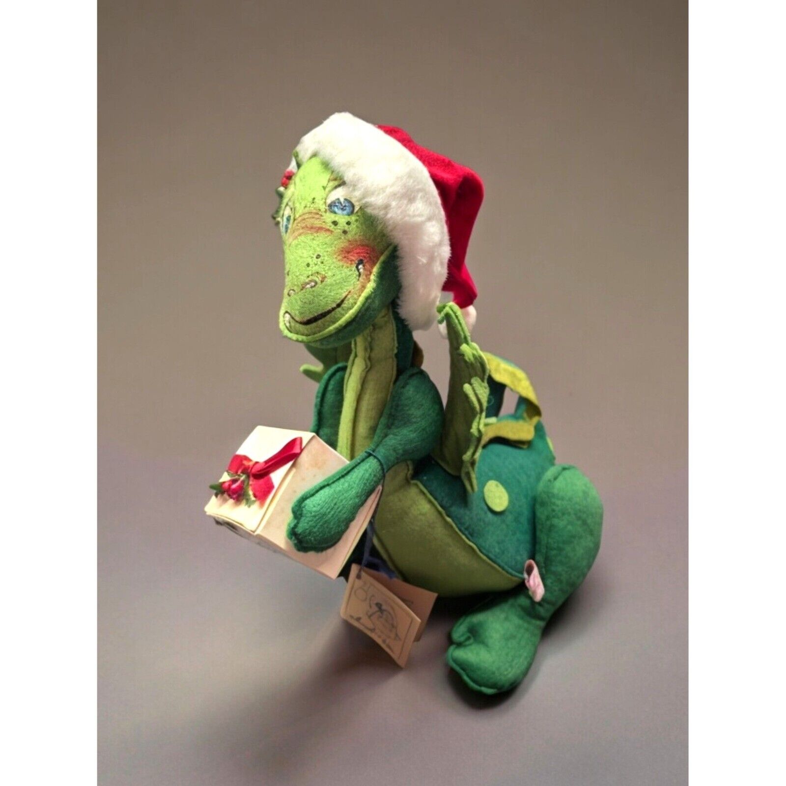 Annalee Mobilitee Christmas Dragon With Santa Hat & Gift Vintage 1990 12 inches