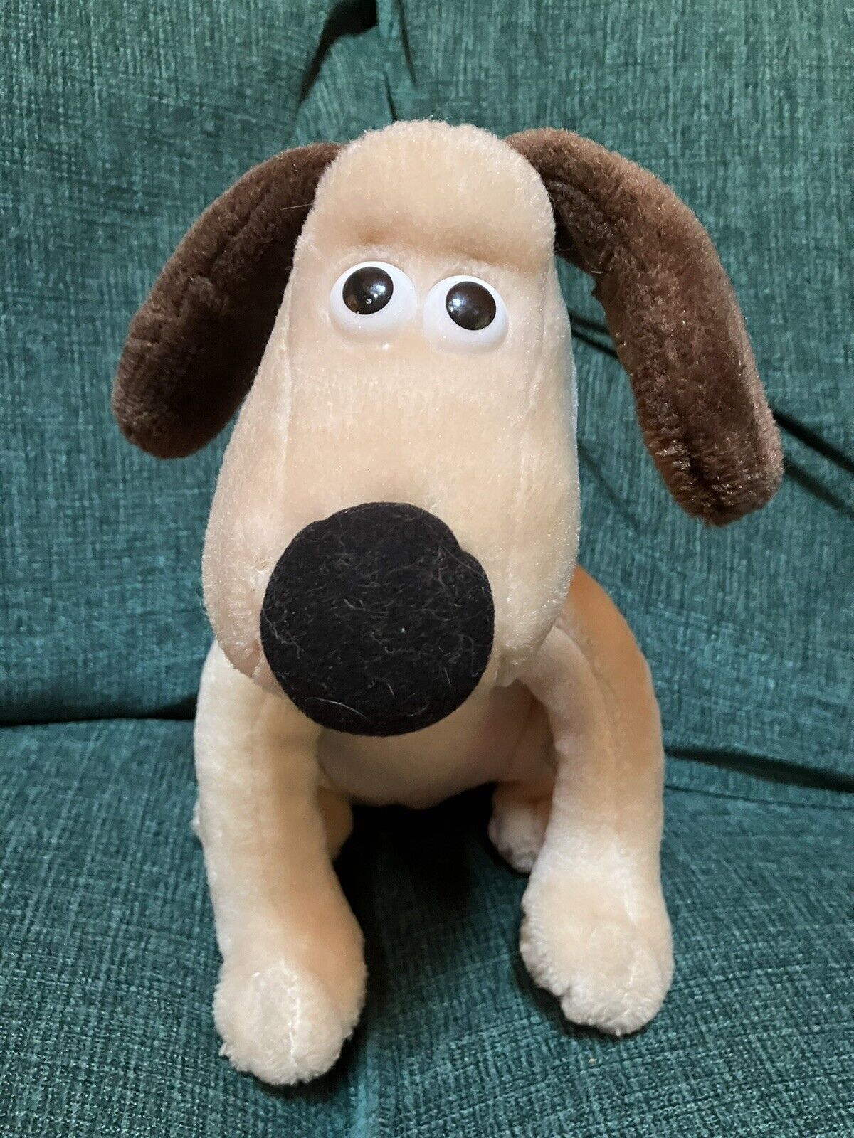 Rare Vintage Wallace And Gromit Plush Dog Seated Aardman Animation 