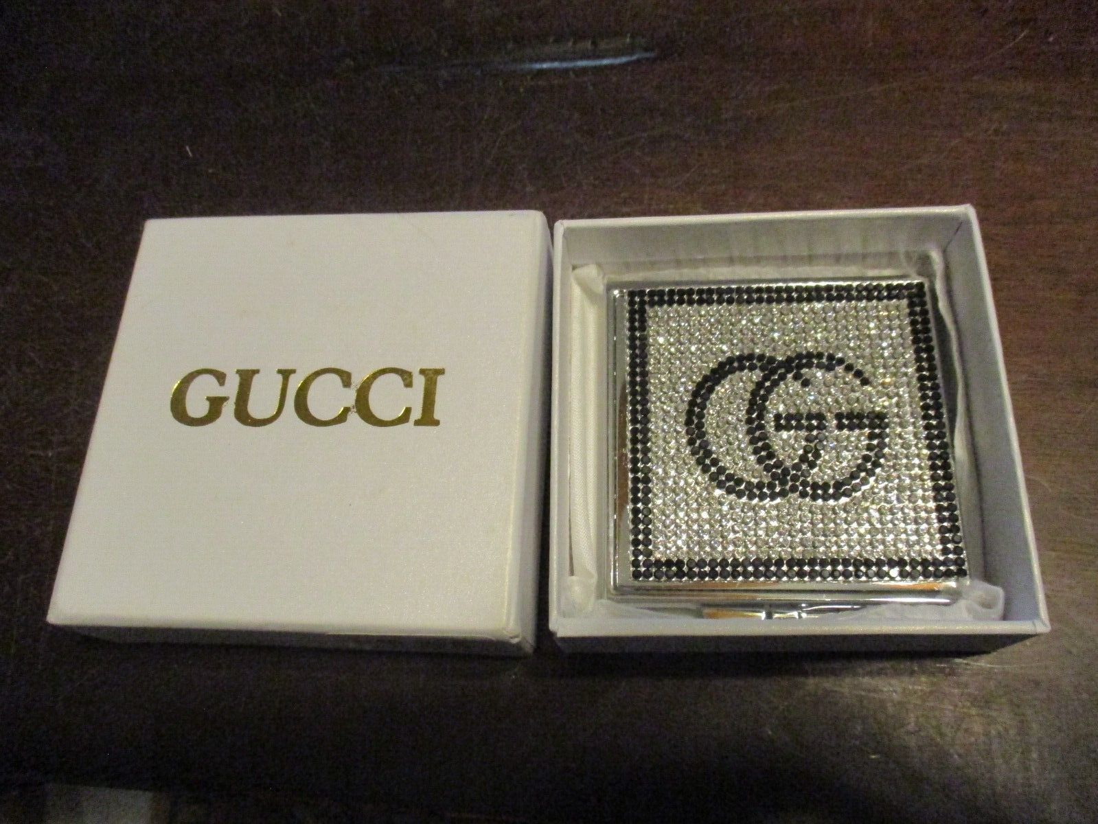 GUCCI LADIES POCKET MAKE UP MIRROR IN BOX WITH CLOTH BAG 2 3/4 X 3