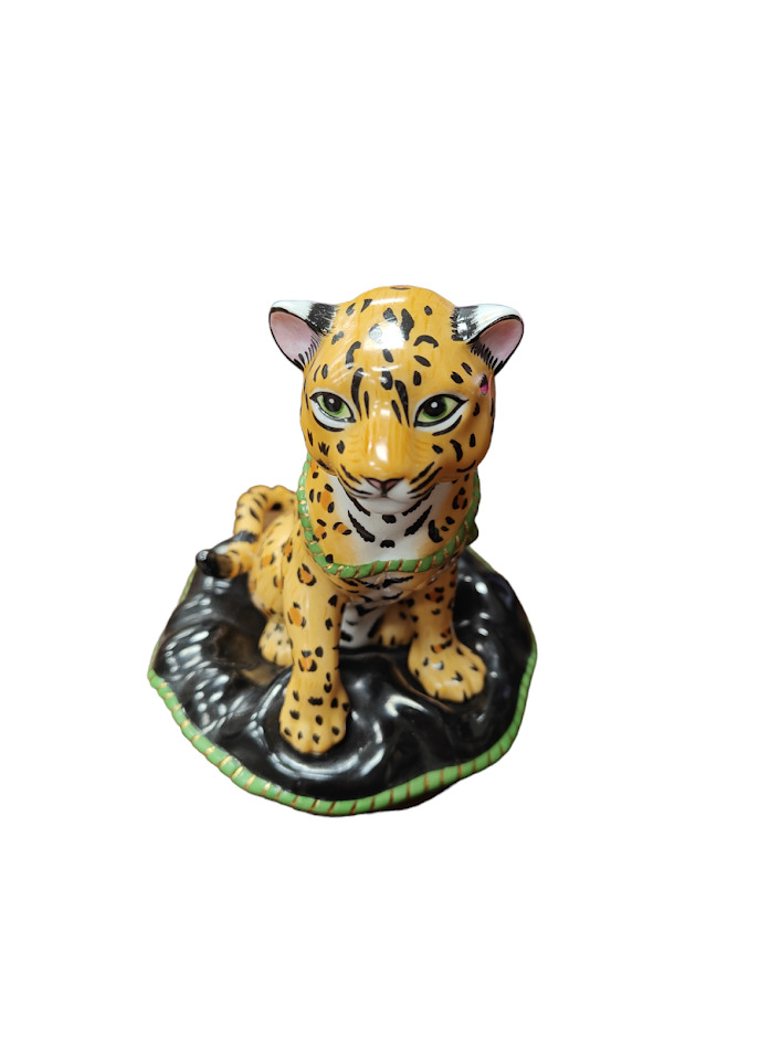 Lynn Chase Jaguar Jungle Figurine On Cushion EXCELLENT 6”