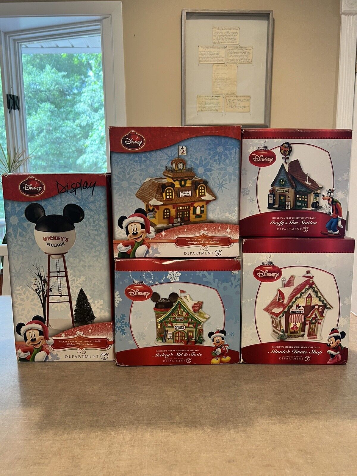 Mickey’s Merry Christmas Village Lot Of 5