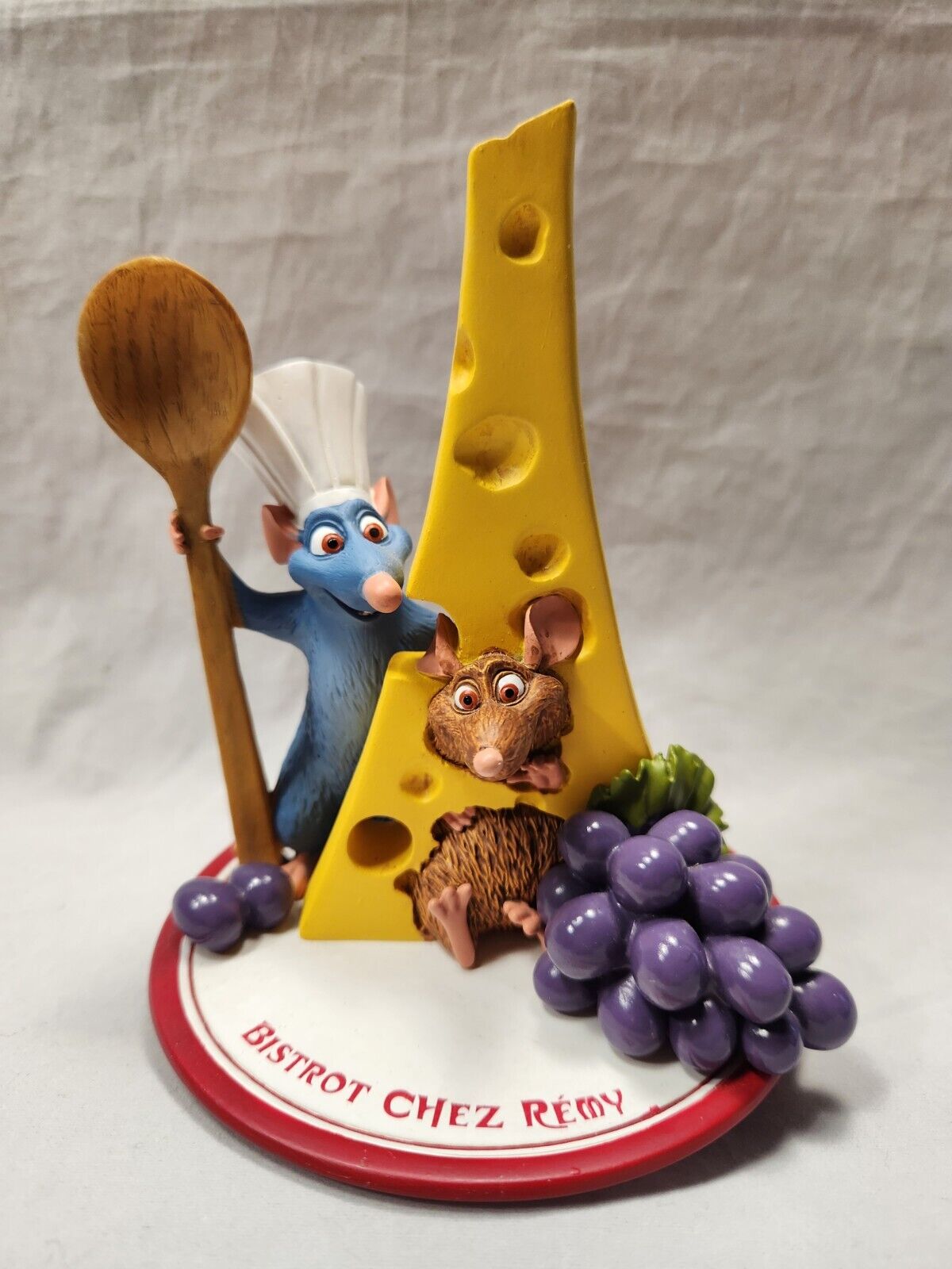 Walt Disney Epcot Chef Remy Ratatouille Figurine Rare Find Collectible Excellent