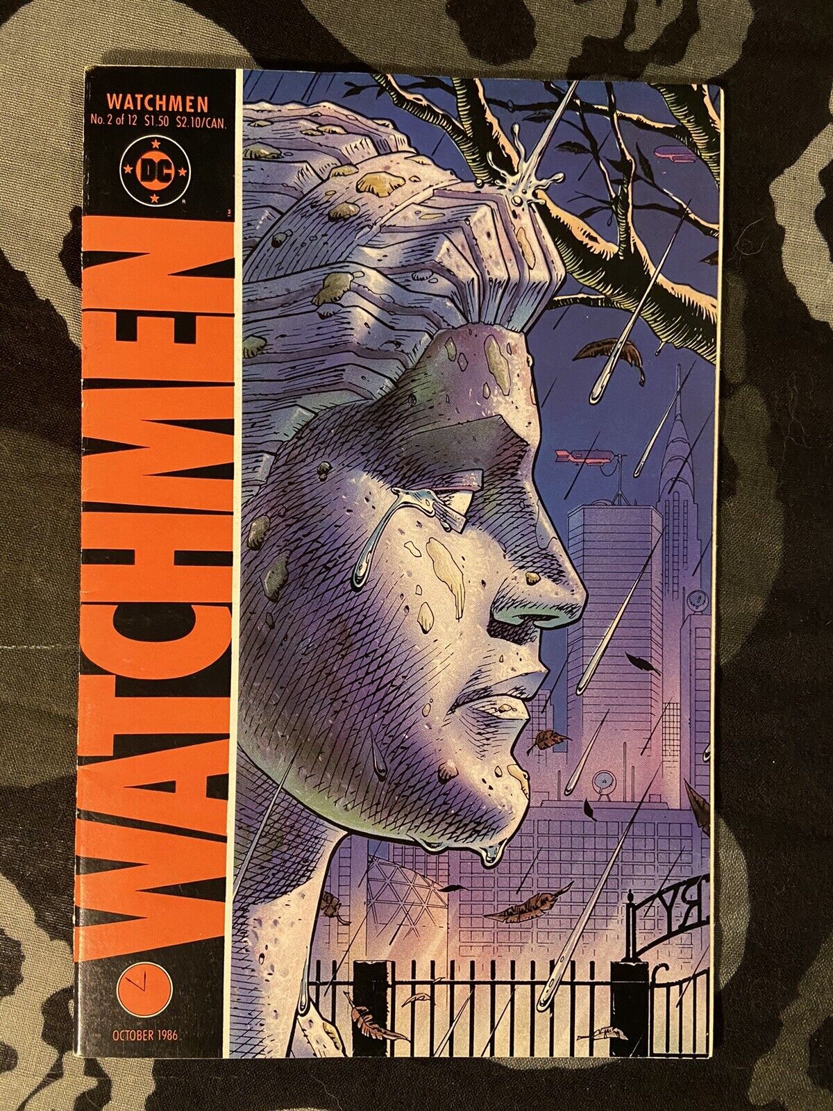 WATCHMEN #2 (1986) 1st APPEARANCE OF DOLLAR BILL ALAN MOORE DAVE GIBBONS