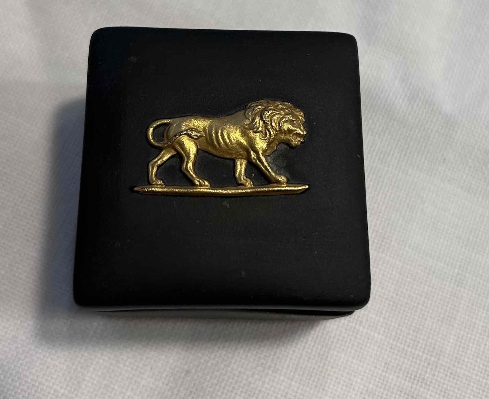 Wedgwood Black Basalt Small Gold Egyptian Lion Emblem Collectors Society Limited