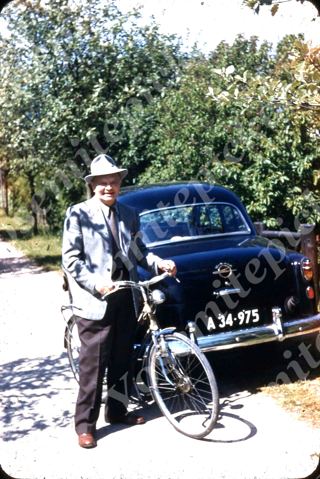 sl52 Original Slide 1950\'s man bicycle Opel car 416a