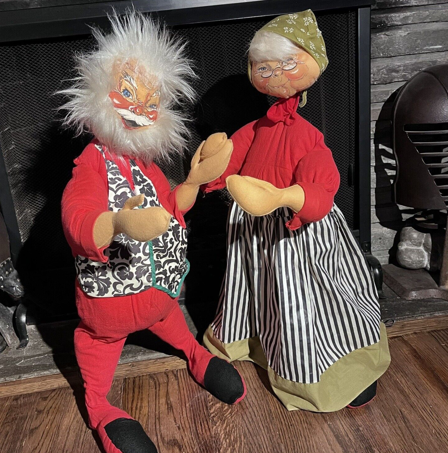Set/2 Vintage 28” ANNALEE Mr & Mrs Santa Claus Christmas Mobilitee Dolls 1970