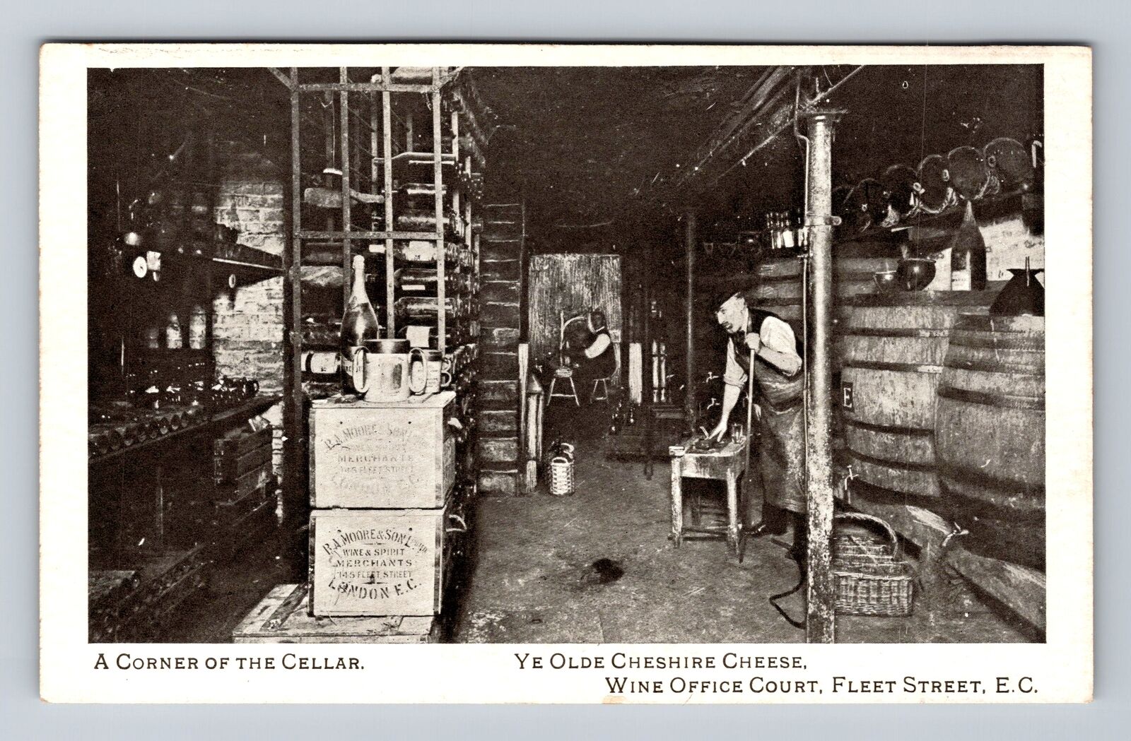 London England, Ye Olde Cheshire Cheese - Corner of the Cellar, Vintage Postcard