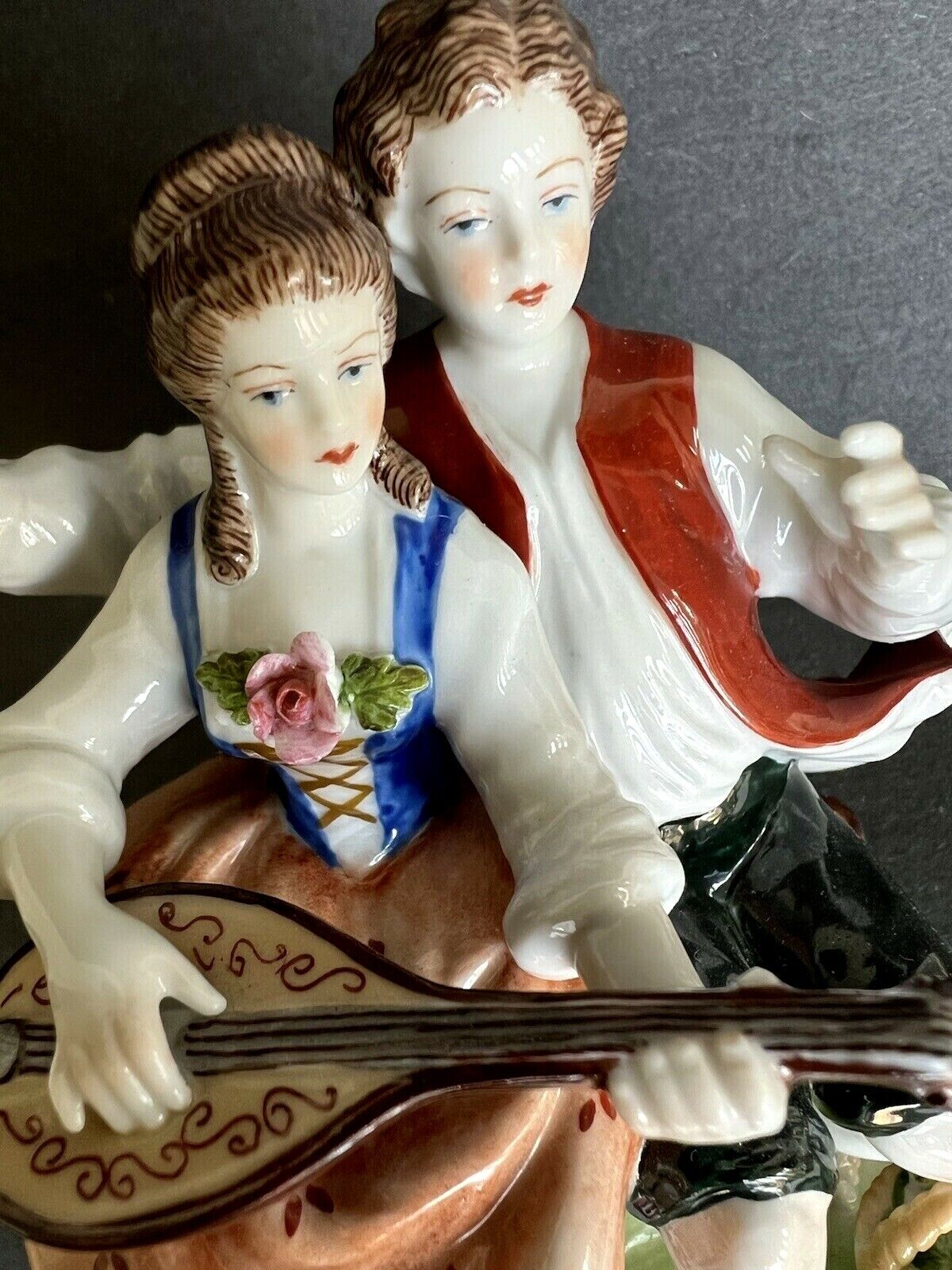 FINE Antique HP Dresden Schaubach HUS Courting Couple Figure Mandolin EXCELLENT