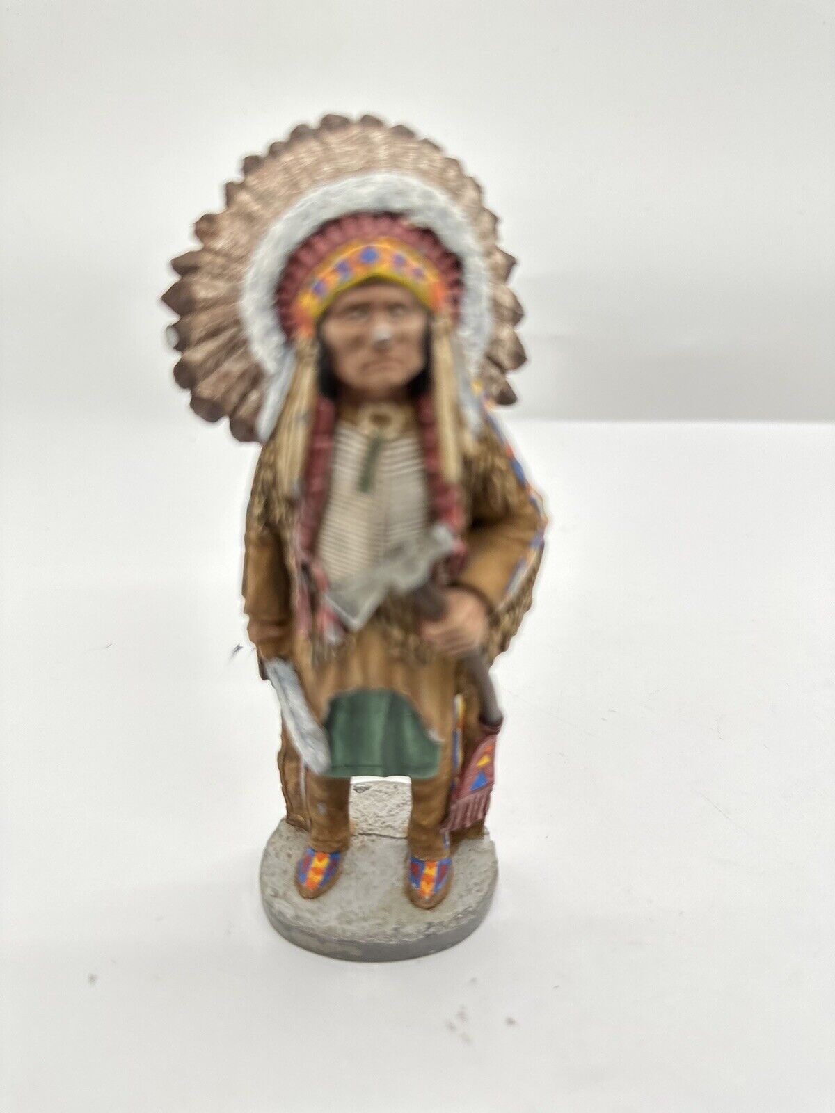 Rare Superior Model 1984 Native American Chief Painted Heave Pewter Detailed