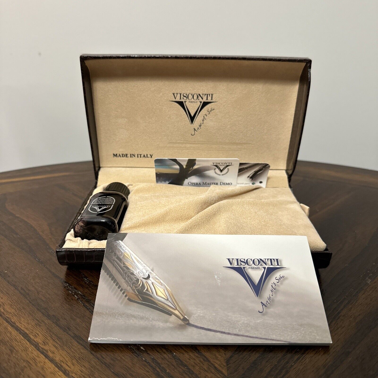 Visconti Opera Fountain Pen Brown Leather Box, Ink, & Manual No.105271/A No Pen