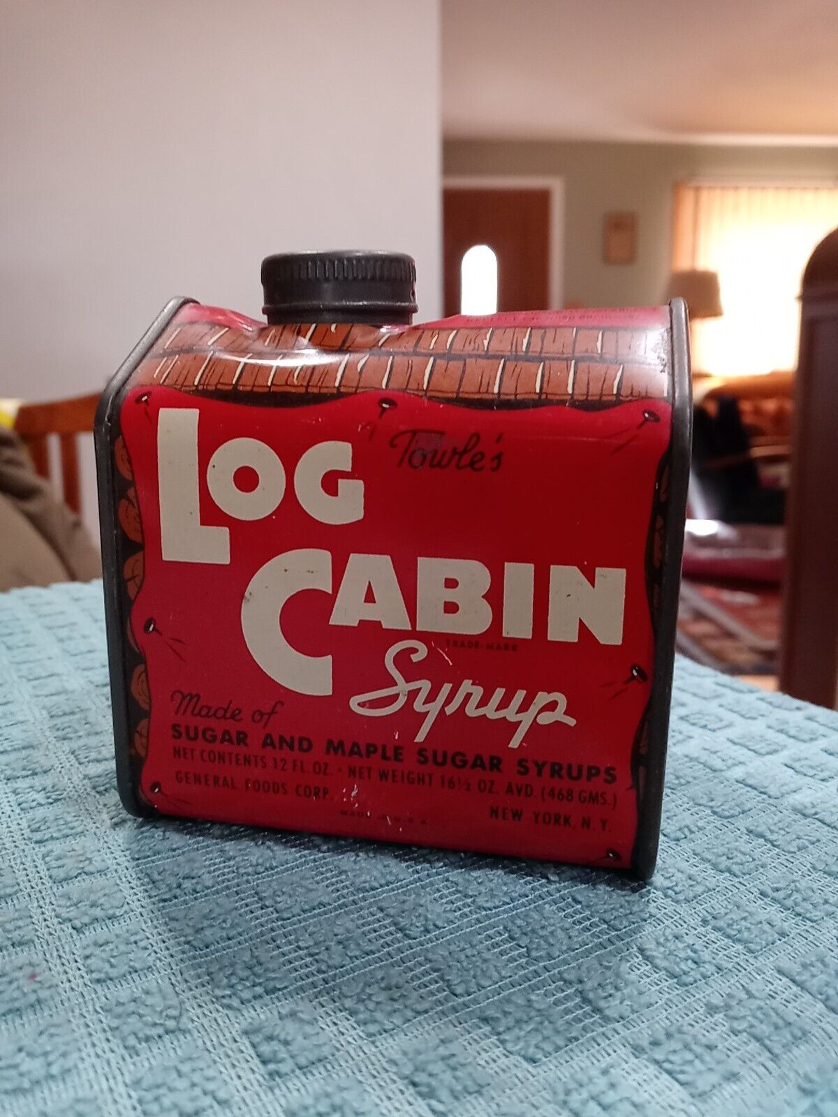 Vintage Original Towle’s Log Cabin Syrup Metal Tin Container Lots Of Wear 5”