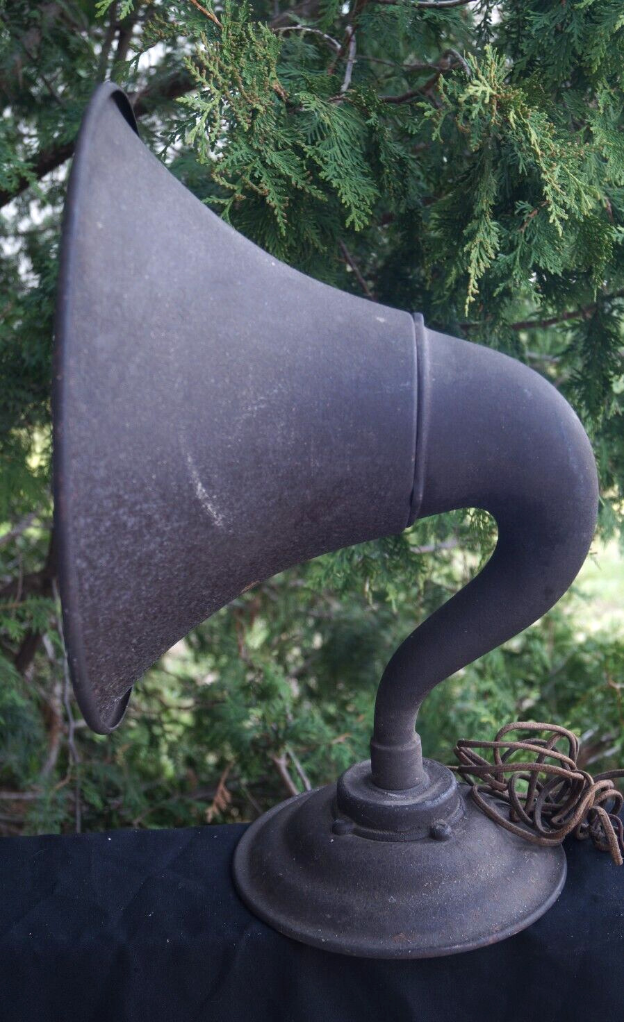 Antique 1920s Atwater Kent Tube Radio Horn / Loud Speaker - HEAVY CAST METAL