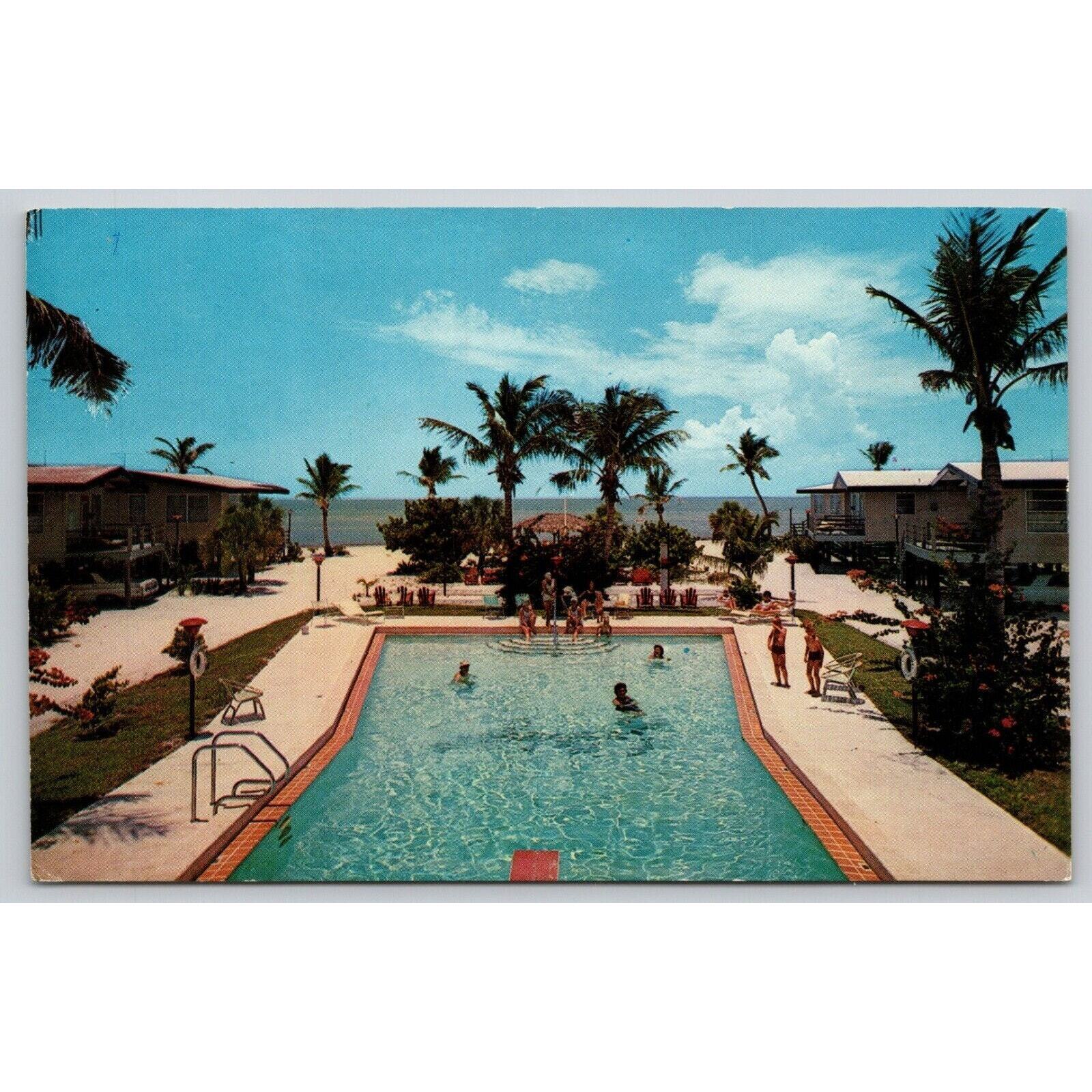 Postcard FL Fort Myers The Sandrift