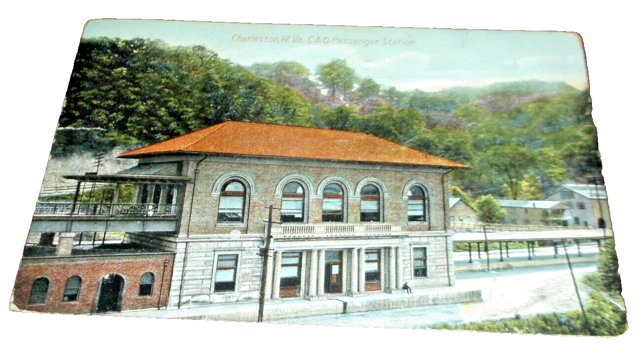 1911 CHESAPEAKE & OHIO C&O CHARLESTON WEST VIRGINIA PASSENGER STATION POST CARD