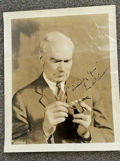 LEE DE FOREST SIGNED PHOTO, AMERICAN INVENTOR, FATHER OF RADIO