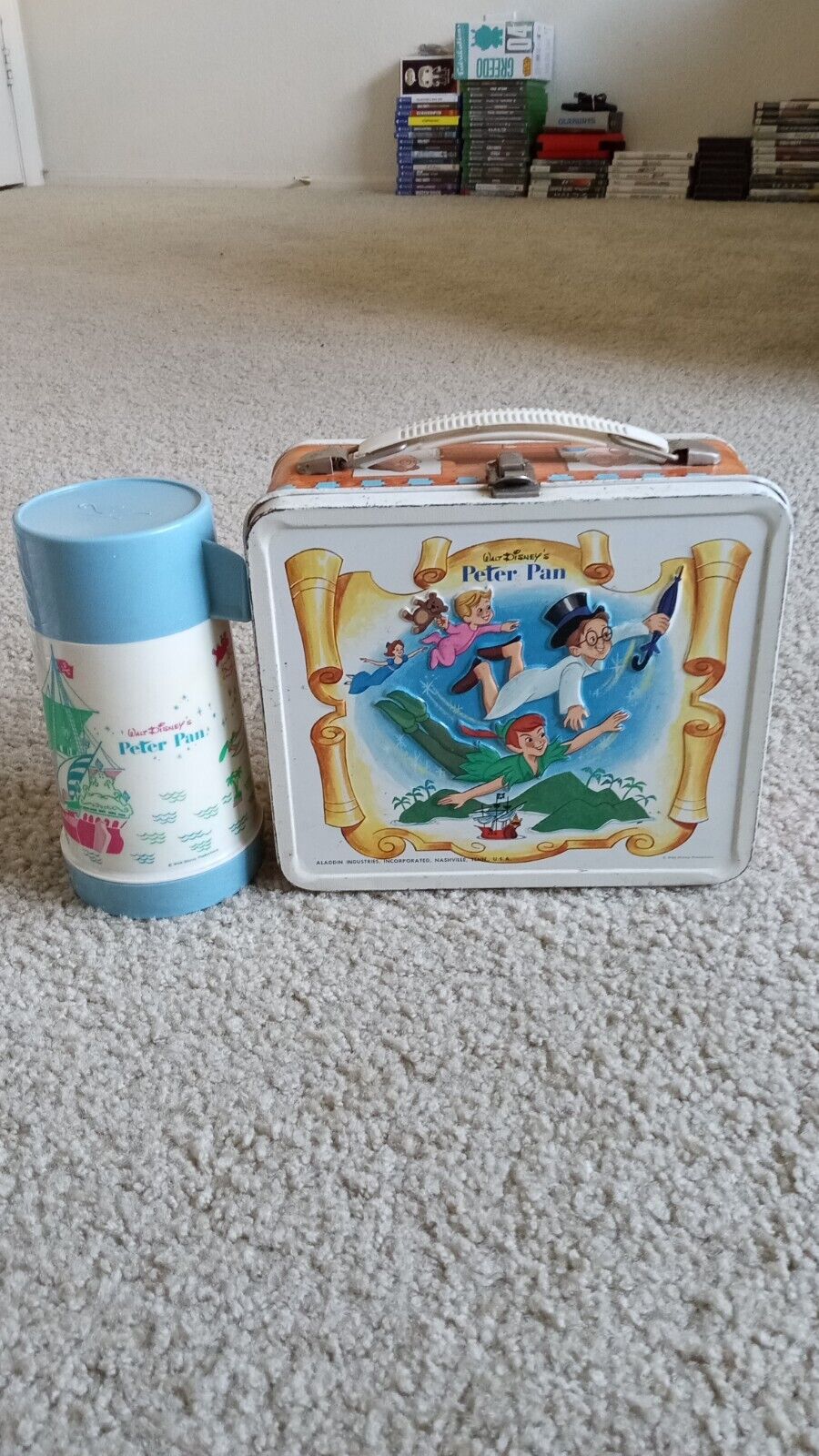 Vintage 1969 Aladdin/Walt Disney\'s Peter Pan Lunchbox and Thermos-NICE