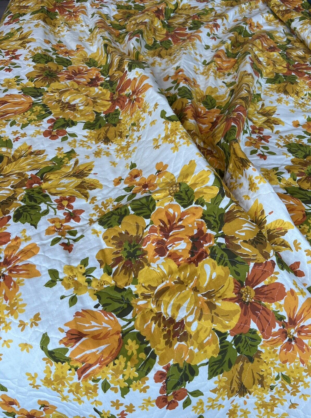 Vintage Yellow floral 70s Boho Double Floral Bedspread