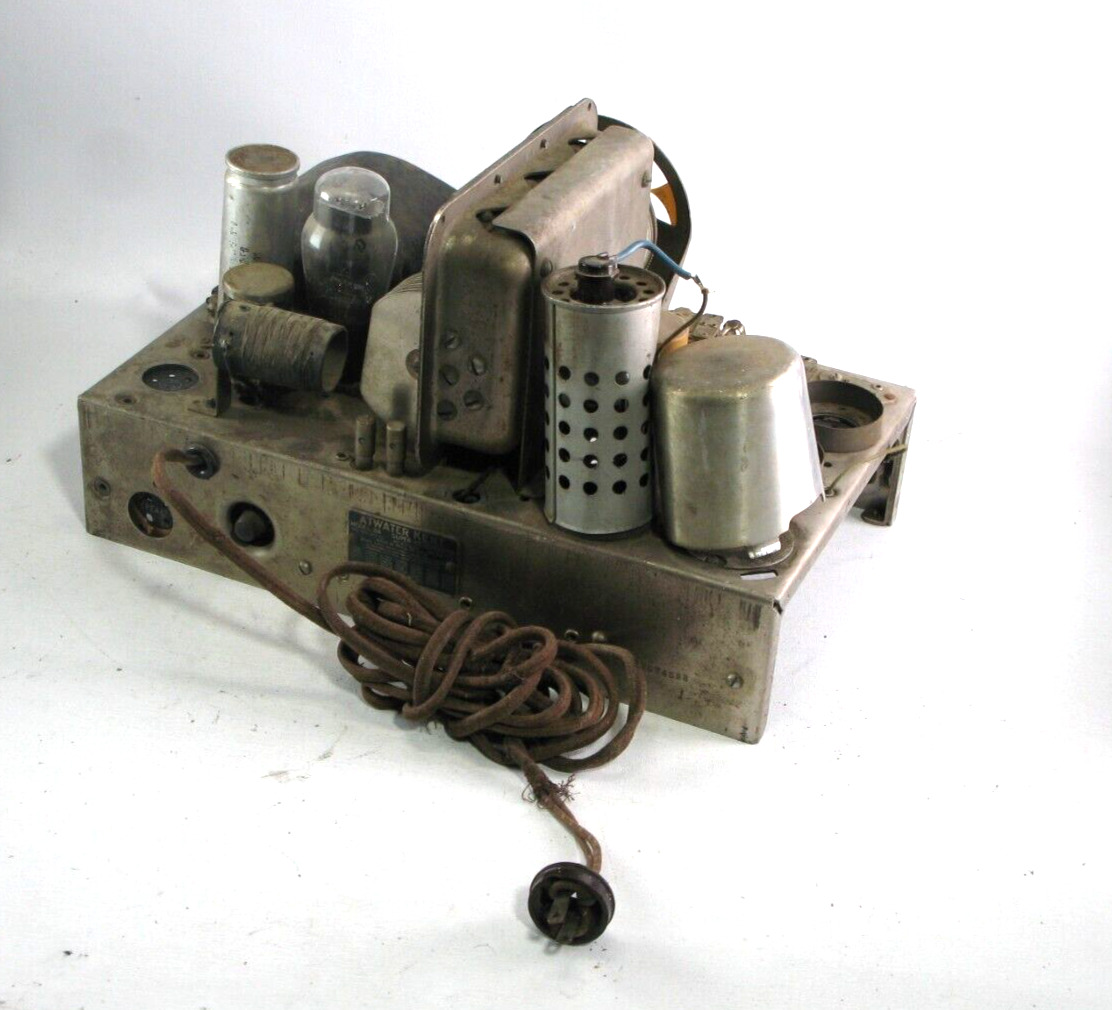 1930's?- Atwater Kent, Model 84 - Cathredral Radio, Just The Guts -UNTested