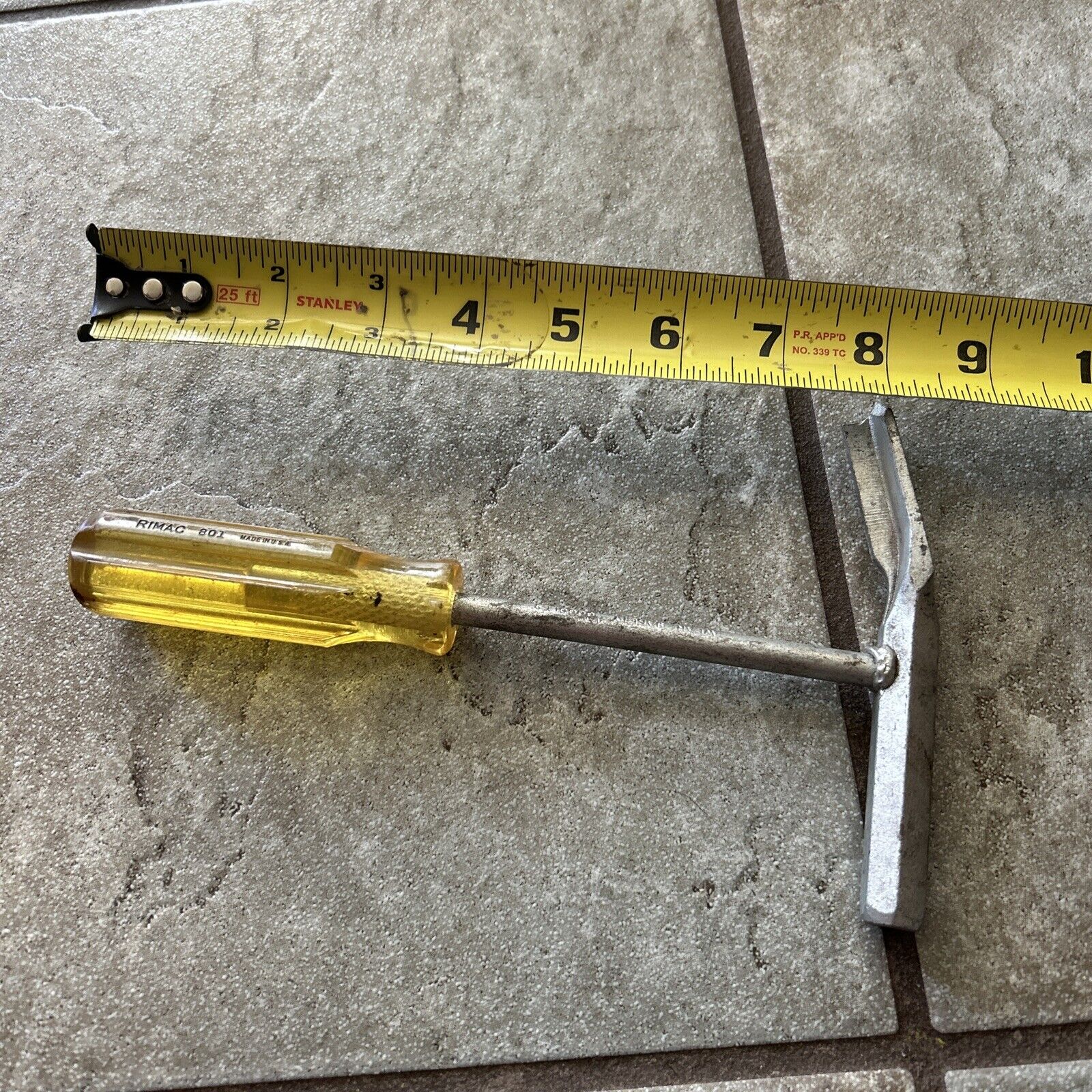 Vintage Rimac 801 Exhaust Pry Bar Hammer Tool Made In USA Yellow Handle