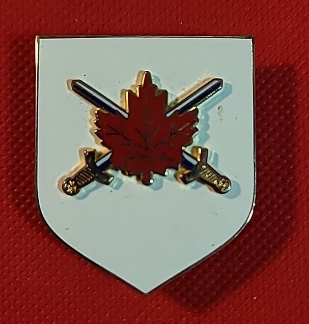 Canadian Forces Land Forces Command Pocket Badge