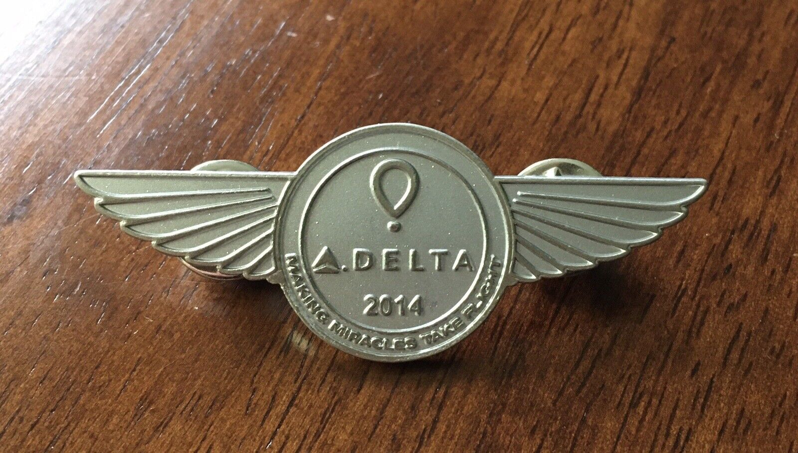 Rare Delta Air Lines “Making Miracles Take Flight” 2014 Silver Tone Metal Wings