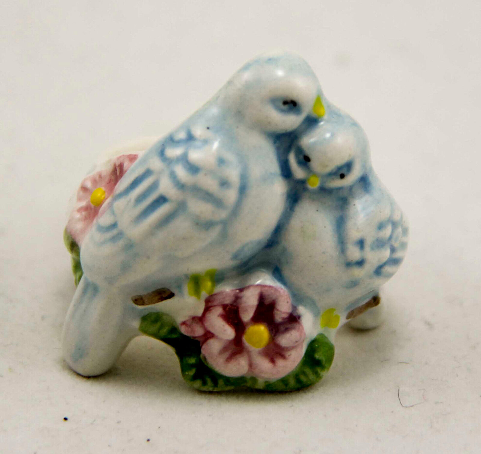 Avon - Ceramic Bluebird Napkin Ring
