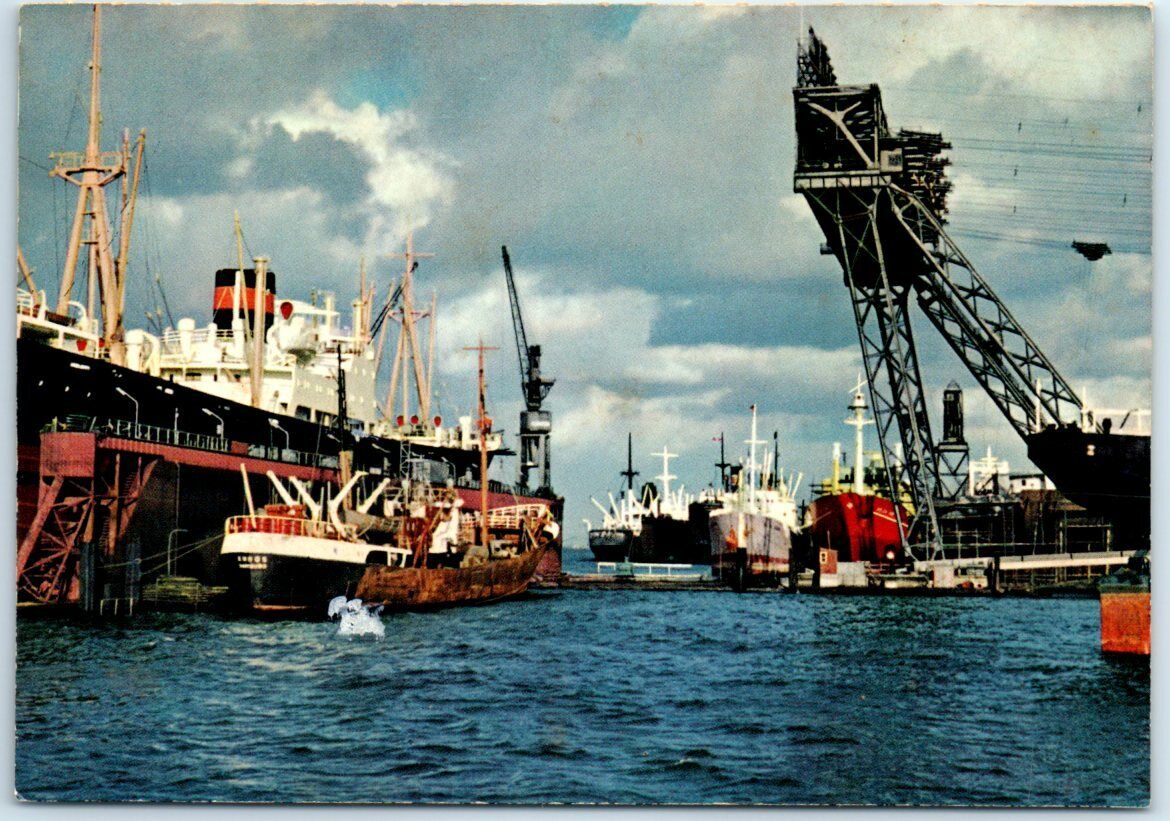 Postcard - Harbor - Hamburg, Germany