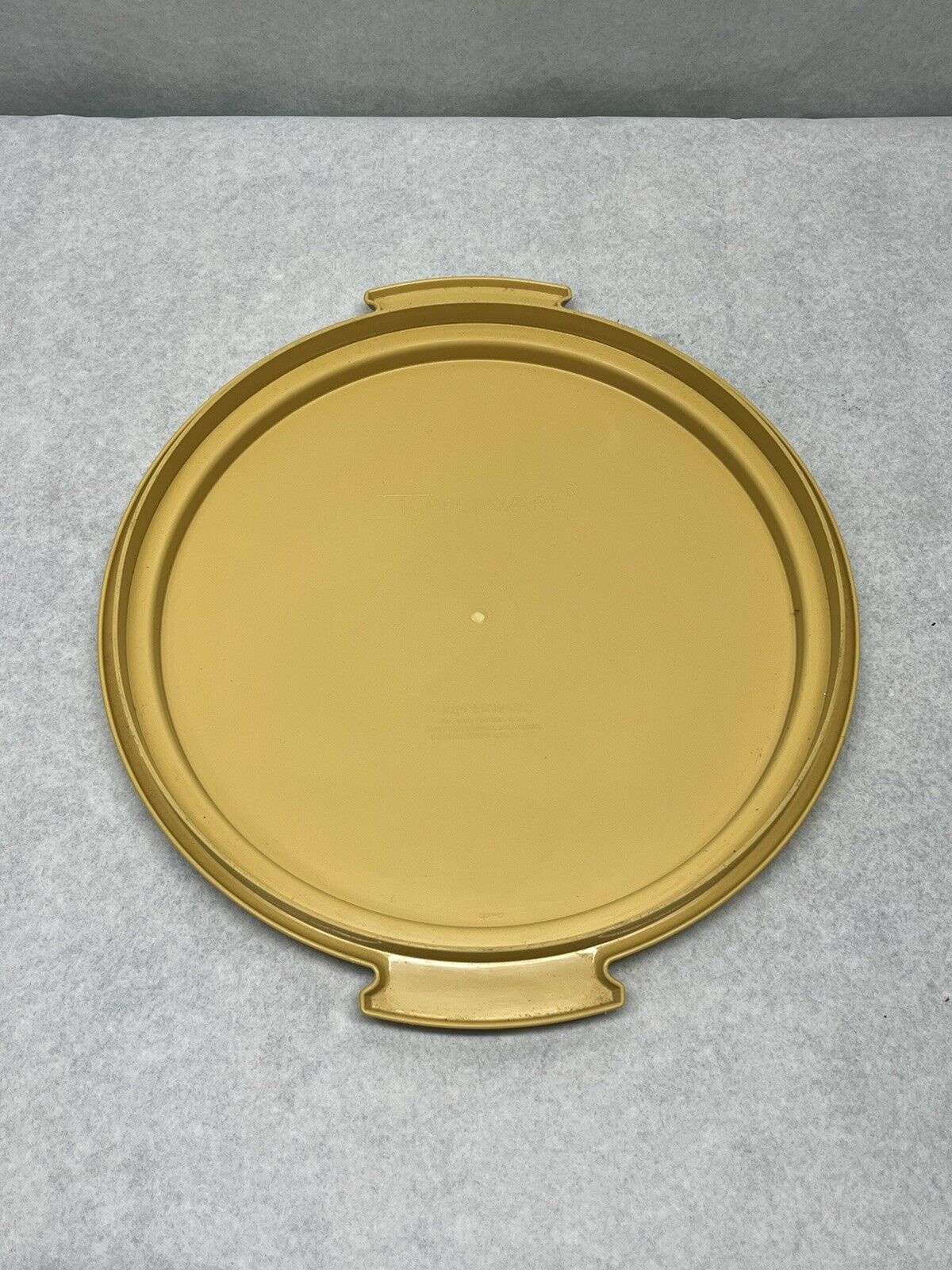 Vintage Tupperware Harvest Gold Cake Keeper Bottom Tray Only 684-5 - Pre Owned