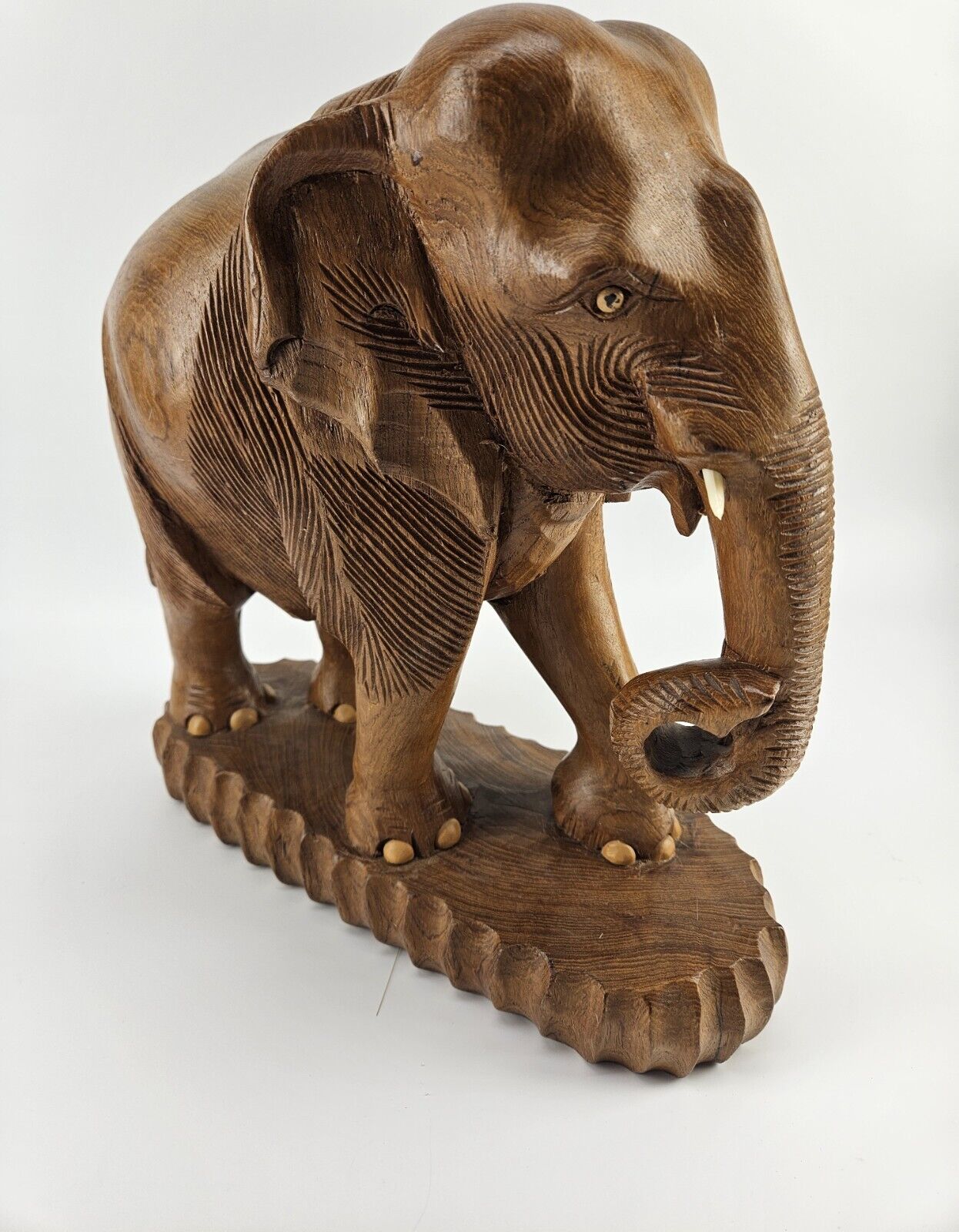Handmade Wooden Carved Elephant  Statue 12x6x13\