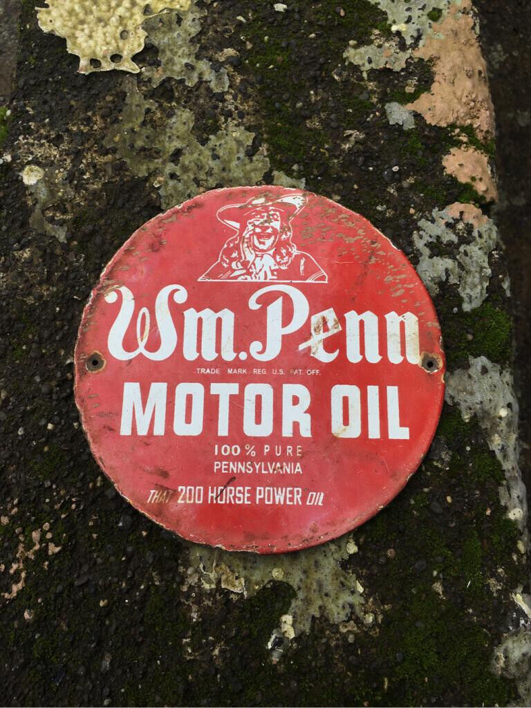 Porcelain Wm Penn Motor Oil Enamel Sign Size 6