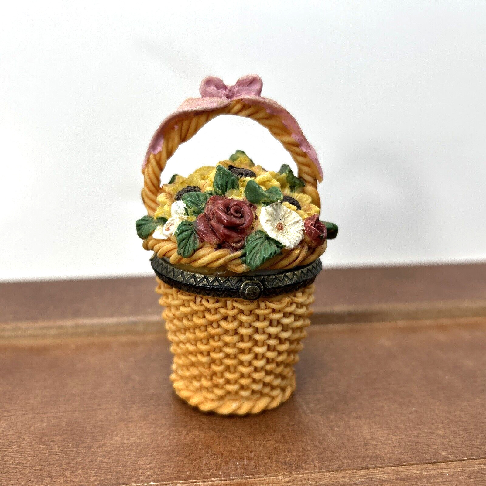Vintage K\'s Collection Hand-Painted Resin Hinged Trinket Box Flower Basket
