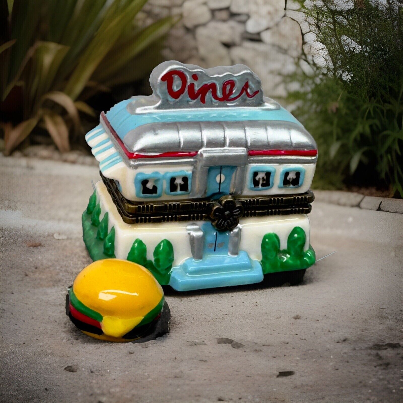 Vtg \'50s Style Diner Hinged Trinket Box w/ Mini Hamburger Charm