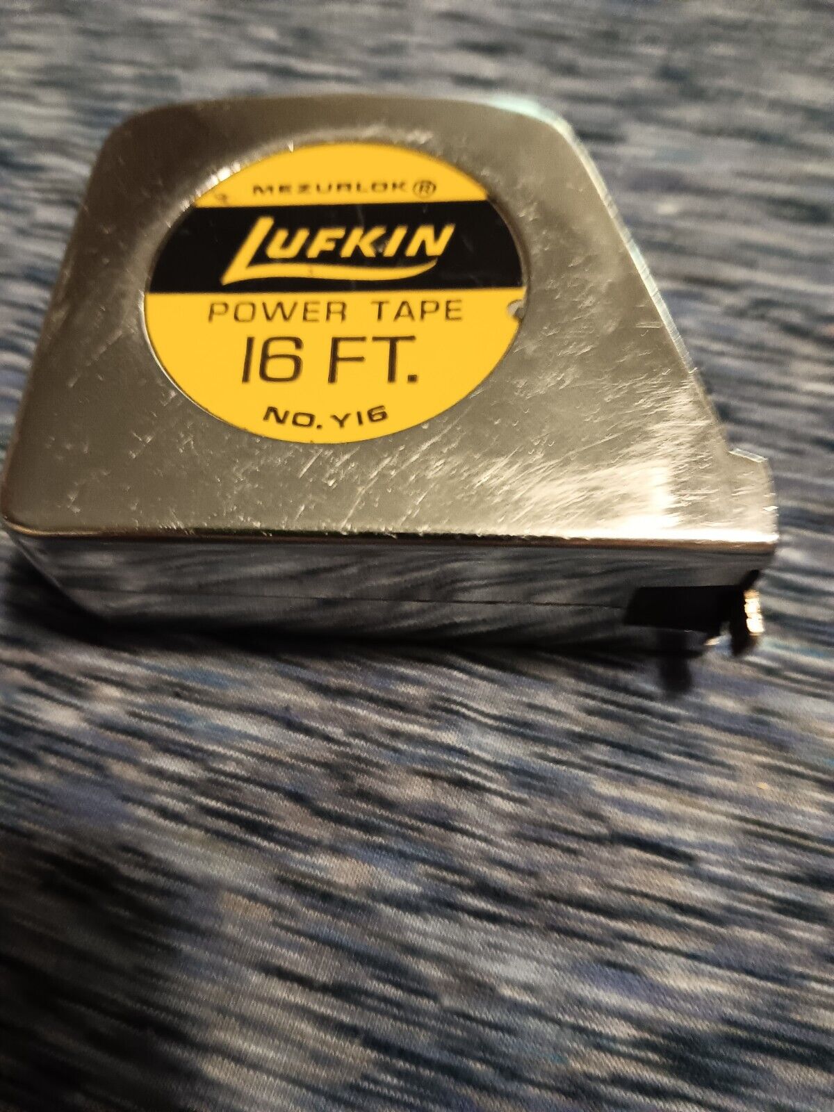 Vintage Lufkin 16 FT Mezurlok Power Tape Tape Measure Tool No. Y16 USA