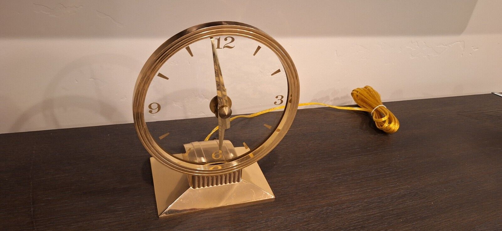 Haddon Golden Vision Model 70 Mystery Clock Light Up Working Please Read
