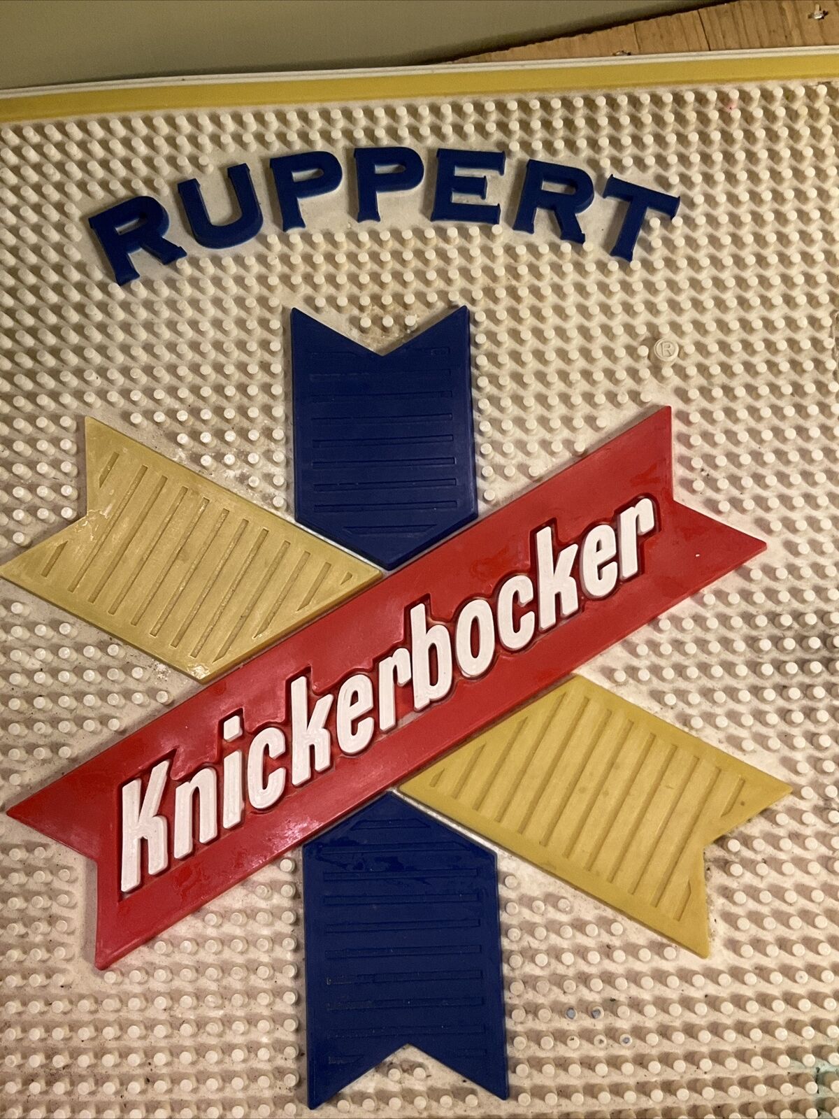 Vintage Knickerbocker NY Famous Beer Bar Mat, “one of the world”s great beers”
