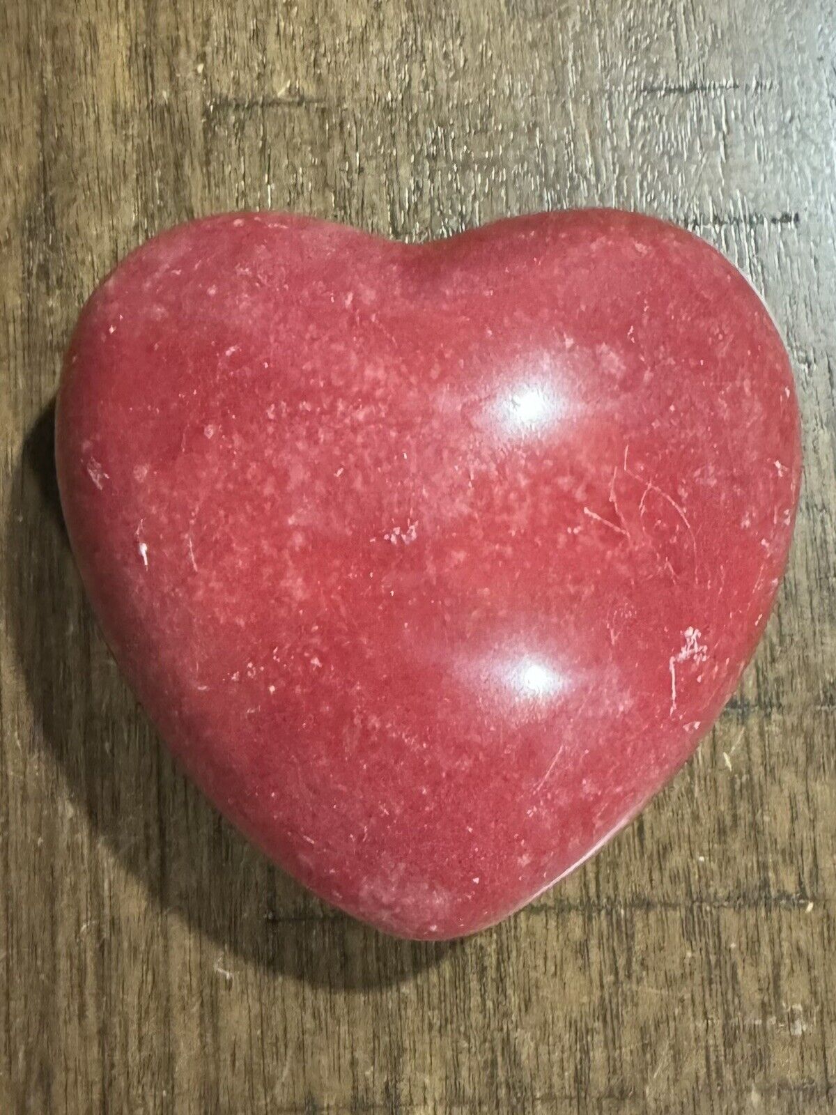 Red Stone Marble Heart Paperweight 3.75” in EUC