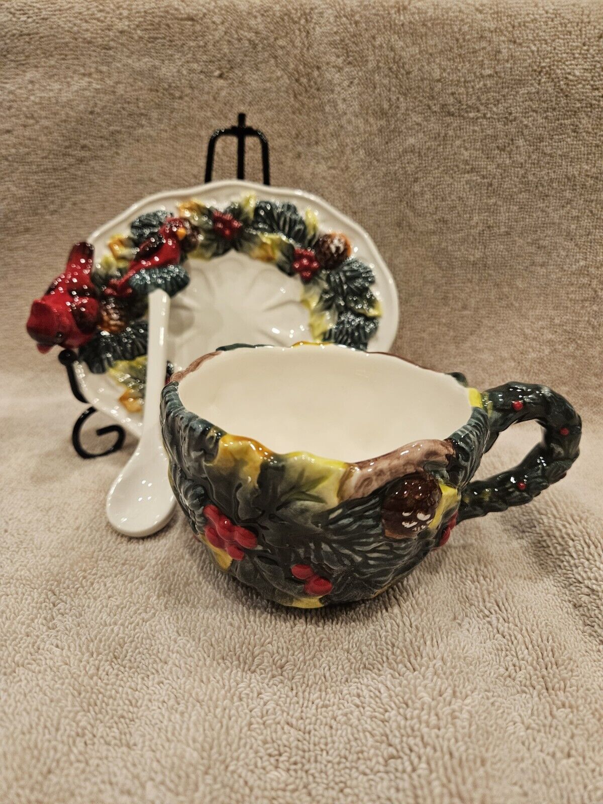 Corner Ruby CR Teacup Ridgefield Home Holiday Collection Cardinals In Tree